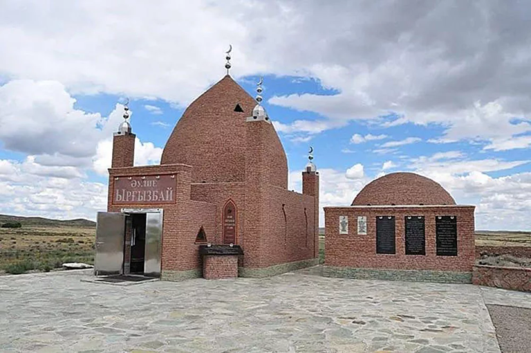 Ырғызбай Досқанаұлы кесенесі